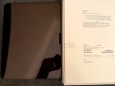 Apple IPad Pro 13” M4 256gb Cellular Esim black in excellent condition TDRA 3750 dhs.