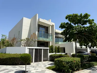 Spacious 5BHK | Private Pool |District 1 Phase 1