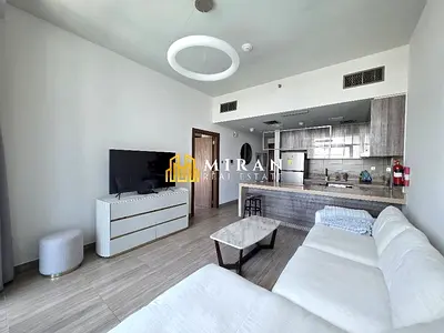 Jumeirah Island view - Mid Floor - Vacant