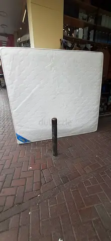 180x200cm King size mattress. Same day delivery available