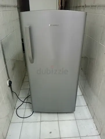 Single doors refrigerator