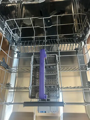 Dishwasher - 1 year old! BRAND NEW CONDITION