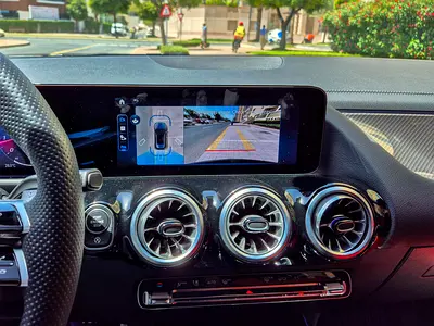 صورة 14 لـ 2025 Mercedes-BENZ GLA