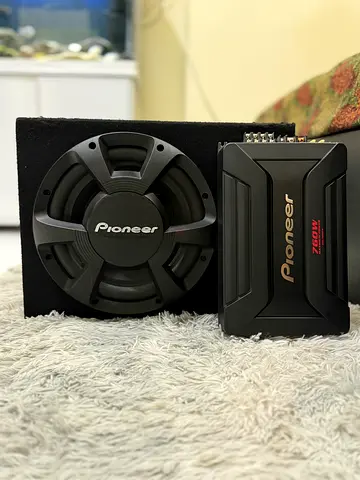 PIONEER SUBWOOFER TS-WX306B 12” 1300W SEALED BOX  PIONEER 760W AMPLIFIER FOR SALE