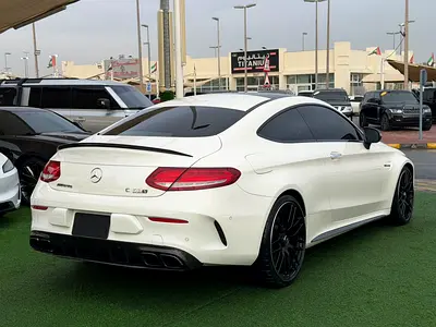 2017 Mercedes-BENZ C-CLASS thumbnail 3