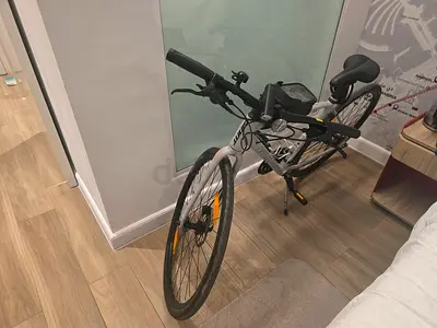 Giant bike with all accessories almost new