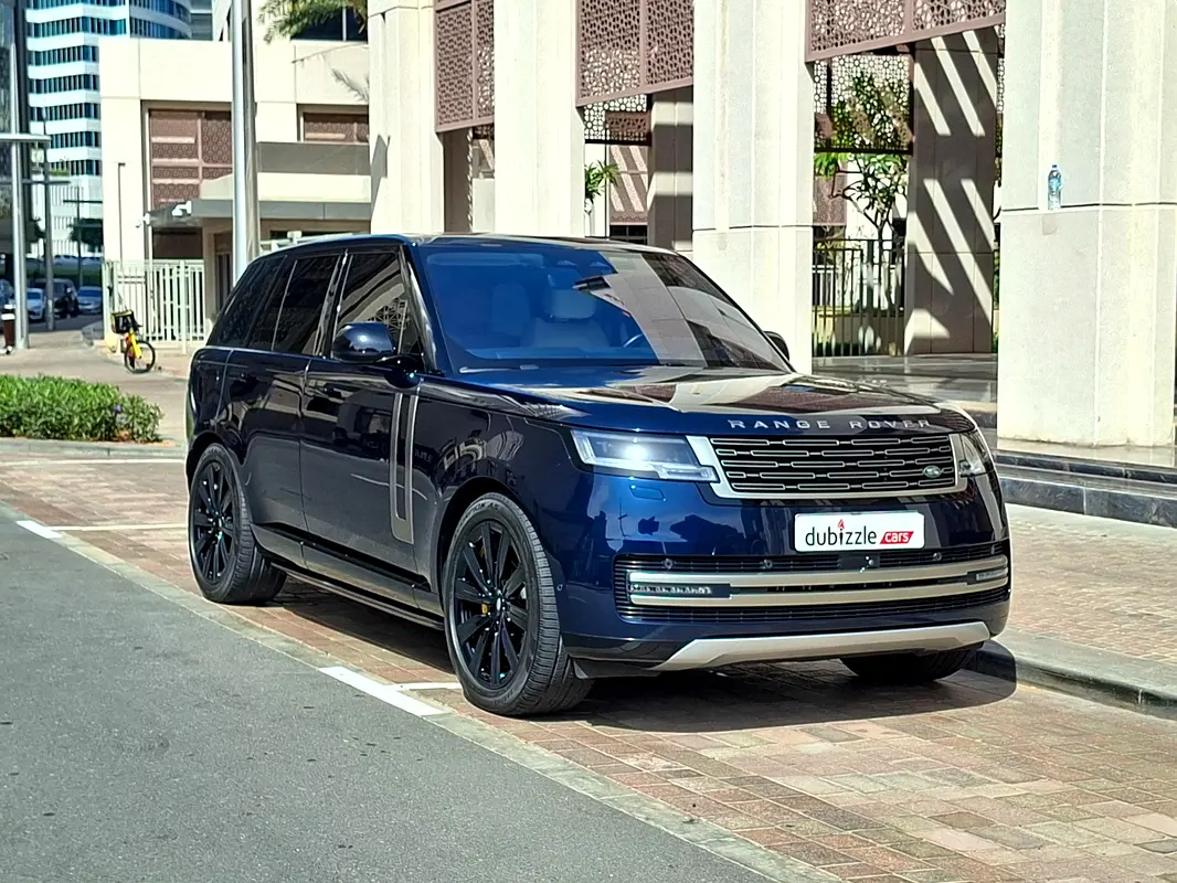 Land Rover Range Rover 2023 — photo 1 of 17
