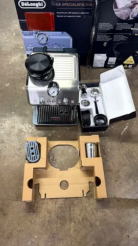 DeLonghi La Specialista Arte Espresso Machine