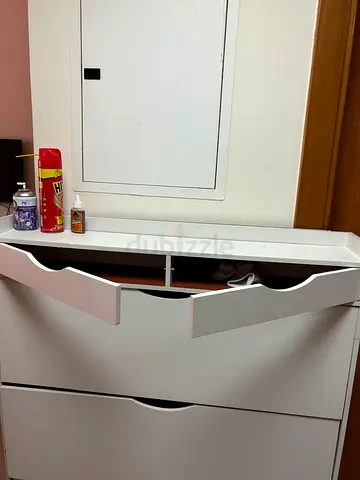 White Wall-Mounted Shoe Cabinet with 3 Drawers
