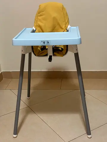 IKEA Simple detachable baby high chair with tray and seat cover