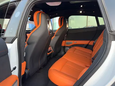 صورة 14 لـ 2025 Xiaomi YU7