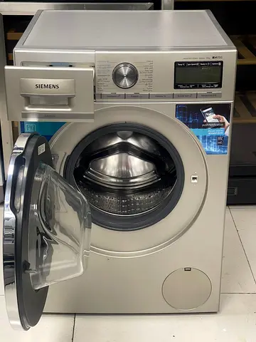 Siemens Front Load Washer, iQ700 model.  Capacity: 10 kg Spin Speed: 1600 RPM