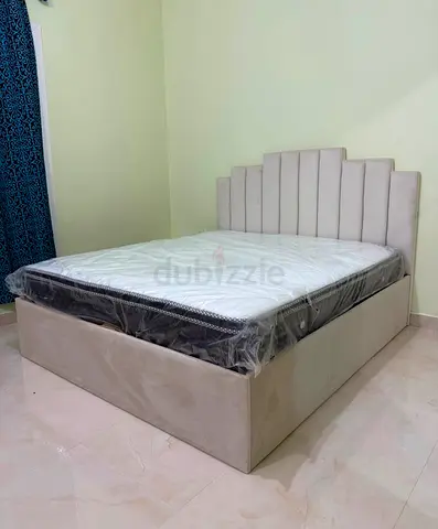 Modren Design Queen Bed Frame New Available For Sale