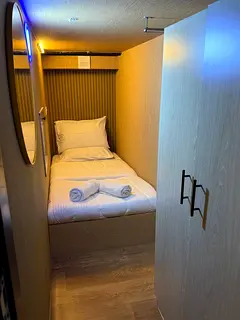 🚪Private Hostel Room📍Near Business Bay Downtown