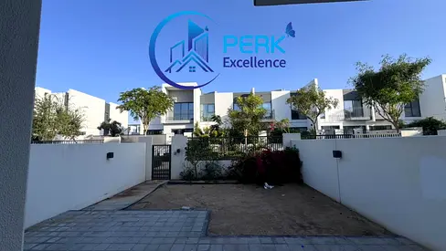 Single Row | Family Community | Vibrant | AED 150K (1 Cheque) | AED 160K (2 Cheques) | Unfurnished