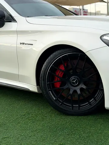 2017 Mercedes-BENZ C-CLASS thumbnail 5