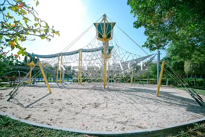 High-End Eco Residence in a Prime Master-Planned Green Community | Resale