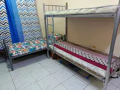 Bed space available for bachelors