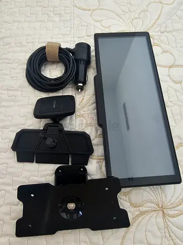 Car screen Bluetooth