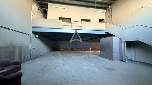 Warehouse / Garage for Rent | 11,672 Sq. Ft | Ideal for Auto Businesses