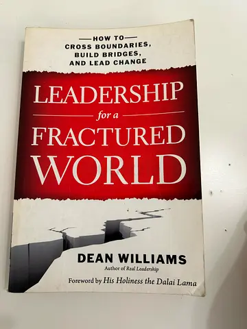 Leadership for a Fractured World by Dean Williams (paperback)