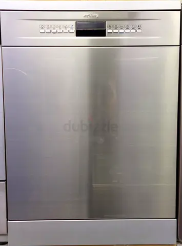 Selling smeg Three Rack Dishwasher Stainless Steel Body