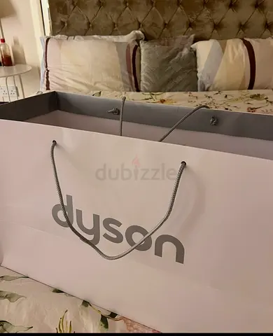 Dyson airwrap for sale- good condition-