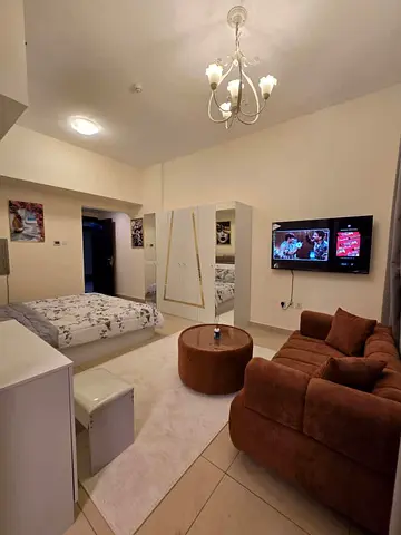 We're more than just a service. Because you deserve the best. In the heart of the city, close to everything you need. A well-appointed residence combi