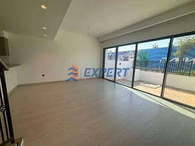 Stunning TH | Near Amenities | Ready to move-in