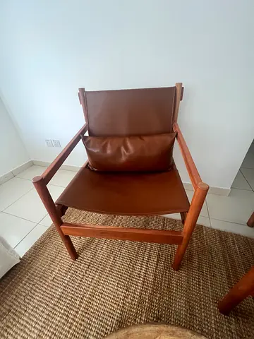 2 Two Solid Wood Frame Leather Accent Chair -excellent Condition
