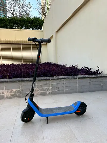 Kids electric scooter