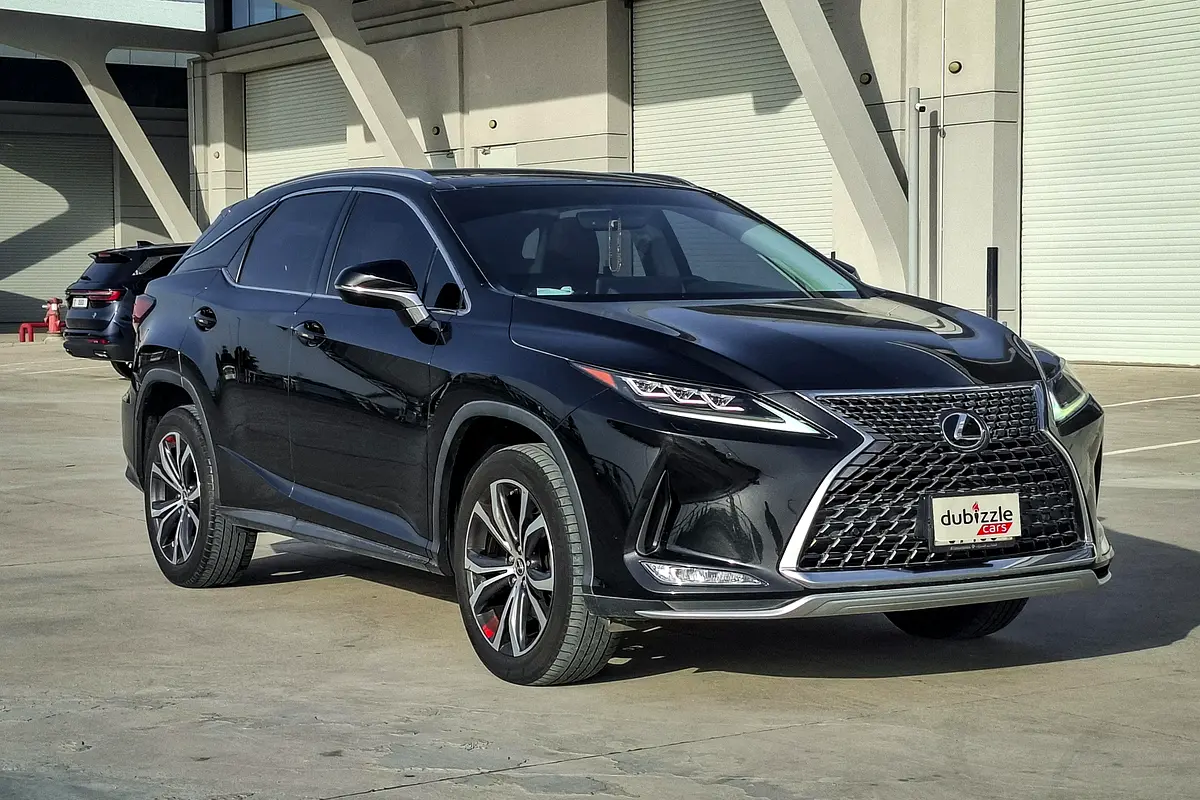 Lexus RX-Series 2022 — photo 1 of 15