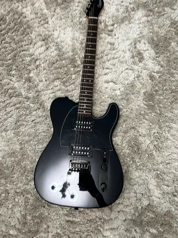 Fender Telecaster original ( Used 0-1 months ) bought from official store