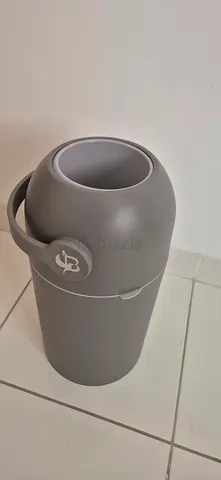 Diaper Bin Bumble  Bird Odorless