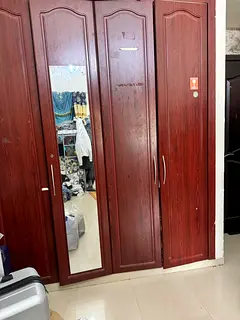 Bed space available @Burjuman