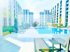 Spacious 2BHK with 3 Bathrooms in Prime Area