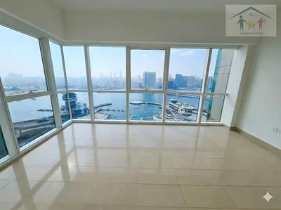Vacant / Sea view / Spacious