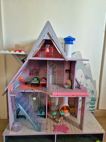 Lol doll house
