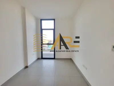 Hot offer 1bhk just 40k with wardrobe and parking and gym pool only family al mamsha Sharjah
