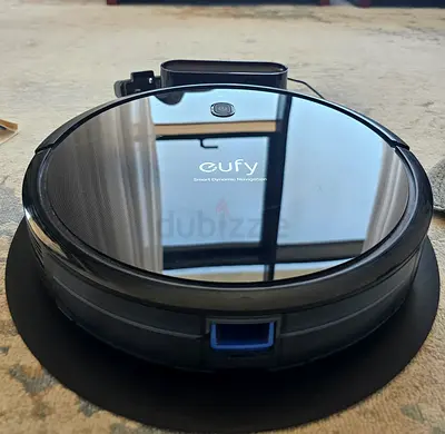 Robot vacuum cleaner