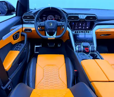 2021 Lamborghini URUS — миниатюра 14
