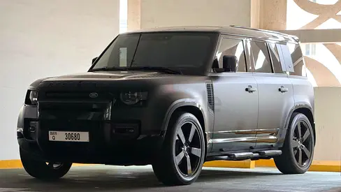 Land Rover Defender, 2023 model, SE P300, 110-4 cylinder, GCC specs العنوان* يجب ملء هذه الخانة قم