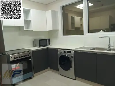 شقة فاخرة للبيع قيد الانشاء في العامرة برج البلوبيل