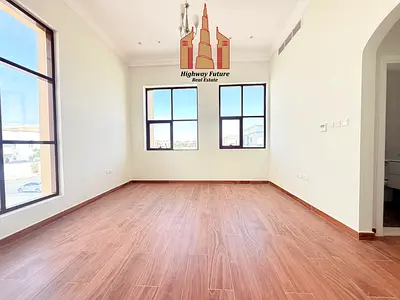 SPACE LIKE A NEW 4BHK WITH MAIDS,LAUNDRY,STORE KITCHEN HAS A DISHWASHER 140k