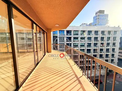 Promotional Rent..!! Spacious 3BHK with Big Balcony close To Metro