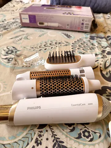 Philips EssentialCare 800W Multi-styler Hair Dryer Brush - Good Condition