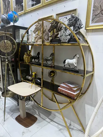 Round Gold Metal Display Shelf / Bookshelf - Decorative Circular Shelving Unit