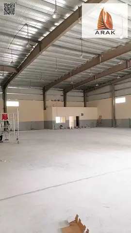 🔥 Great Opportunity for Rent – Warehouse with Studios in Umm Al Thuoob 🔥 📍 Location: Umm Al Thuoob – Umm Al Quwain