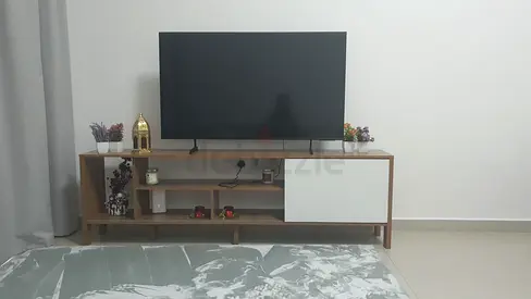Simple Wooden TV Entertainment Unit with Storage - Light Oak