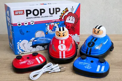 Set of 2 Pop-Up Remote Control Collision Cars with 2 Remotes (Red  Blue)
